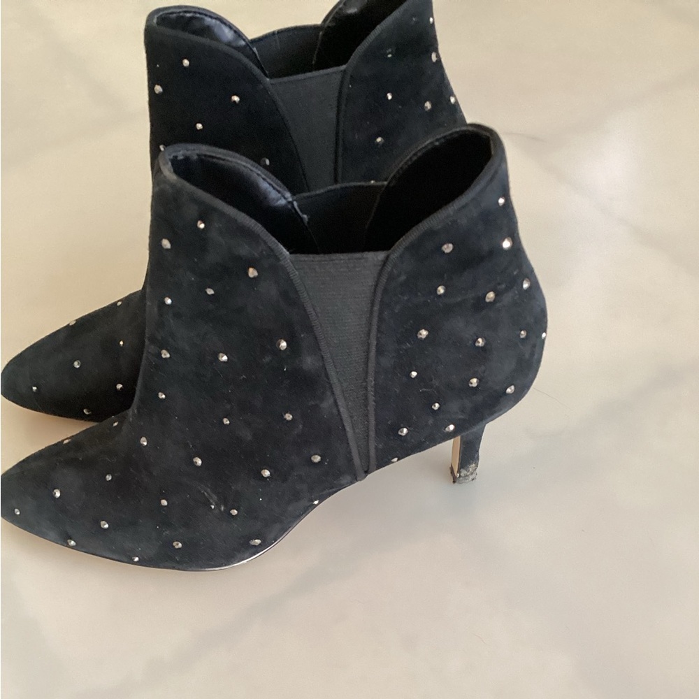 WHITE HOUSE BLACK MARKET LAILA RHINESTONE STUDDED ANKLE BOOTIES BOOTS WHBM 8